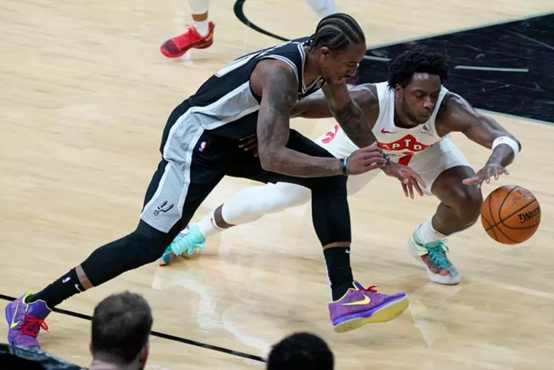 都像是在往 都像是在往