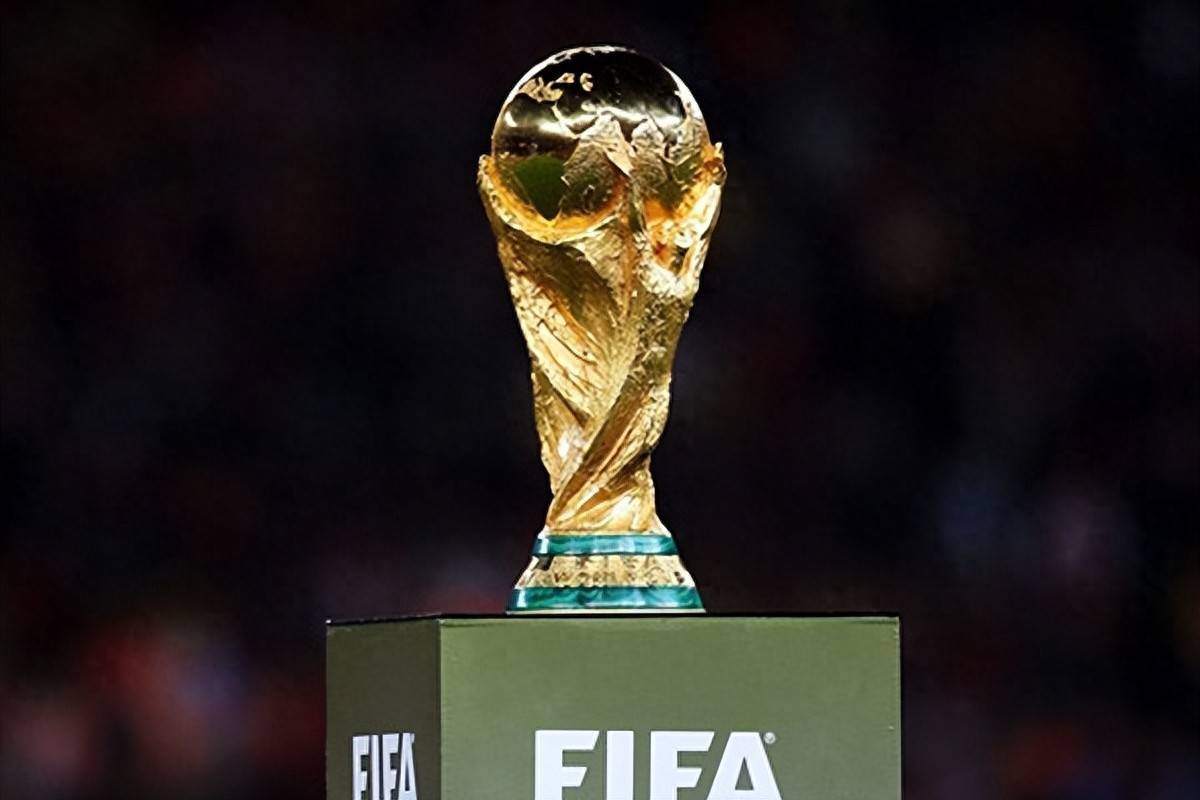 在现代足球 在现代足球